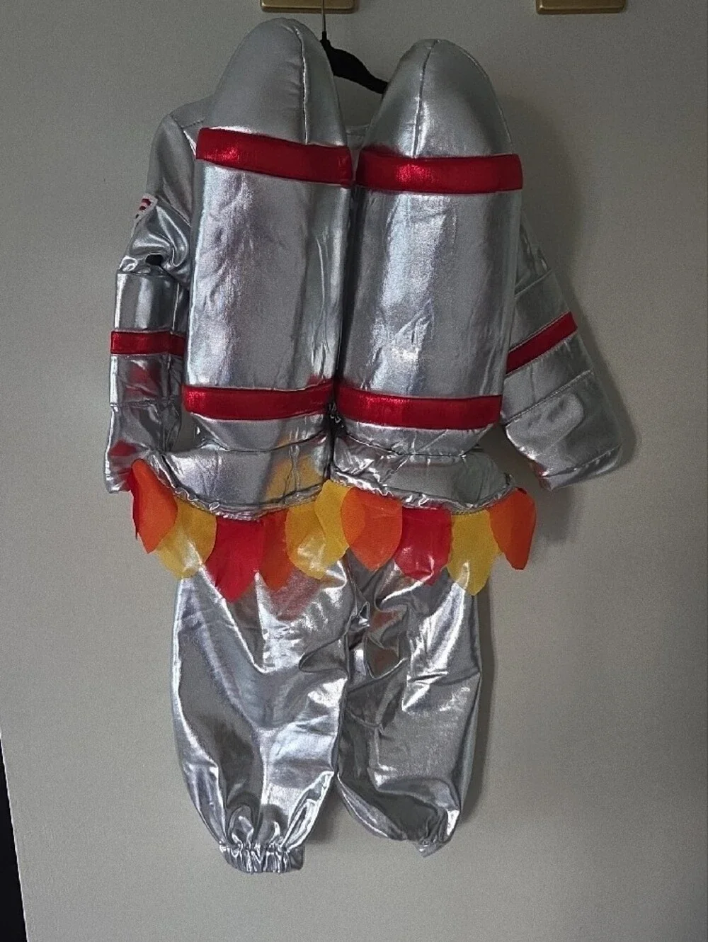 Pottery Barn Kids Silver ASTRONAUT Costume with LIGHT UP JETPACKS! Retail $99